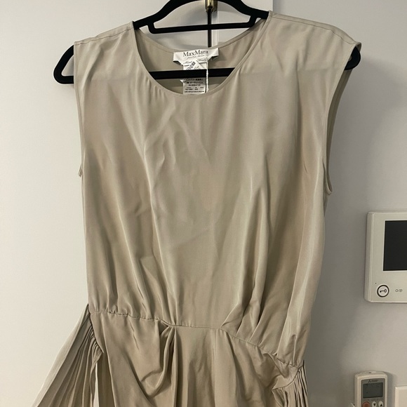 Slate colored flowy dress - Picture 3 of 6